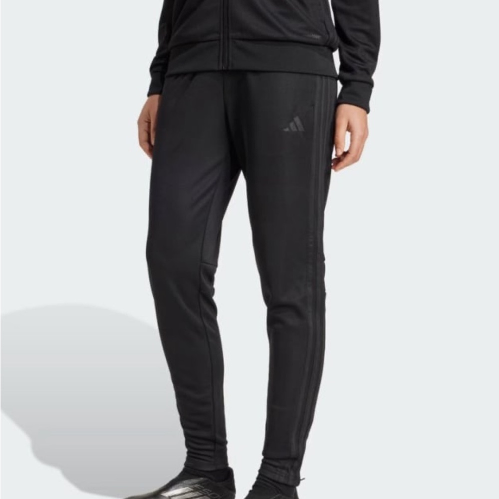 ADIDAS Tiro 25 Essentials Women’s Training Pants Size L
